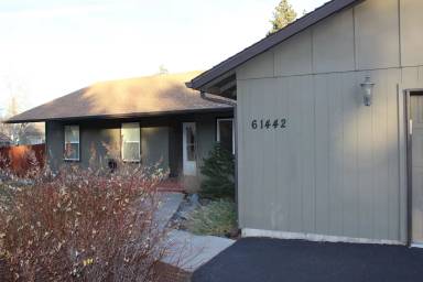 Main picture of 61442 Brookswood Blvd