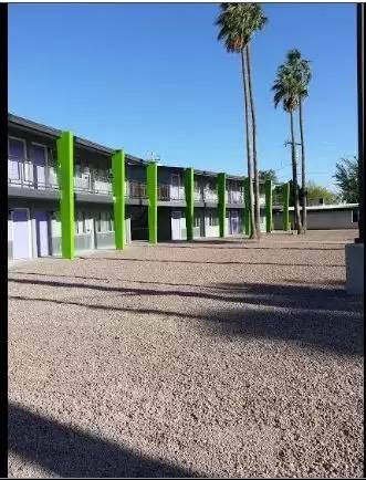 Main picture of Silver Palms Apartments - 15