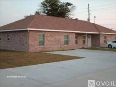 Main picture of 741 N Nicholson Ave