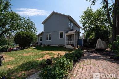 Main picture of 2700 30th St NE