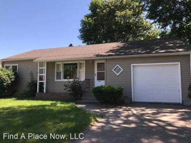 Main picture of 2208 35th Street Ct