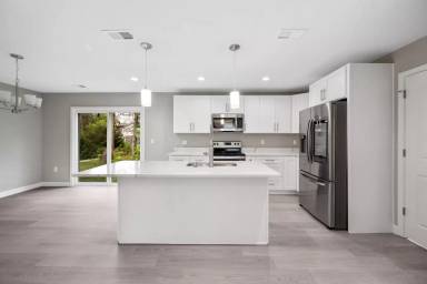 Main picture of 2253 Papermill Rd