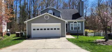 Main picture of 6 Irving Park Ln