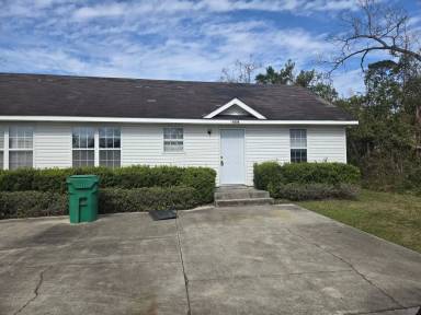 Main picture of 1020 W Gordon St
