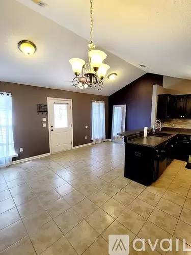 Main picture of 703 Massee Dr