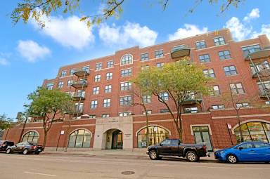 Main picture of 1301 W Washington Blvd
