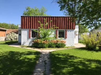 Main picture of 1140 O St