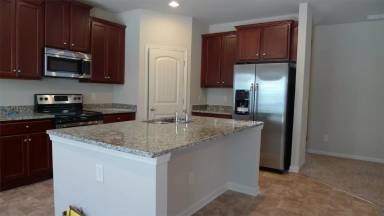 Main picture of 3135 Englewood Dr