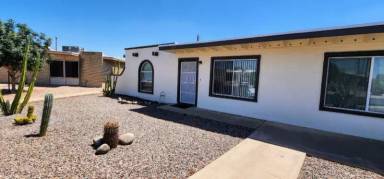 Main picture of 1041 N Mesa Dr