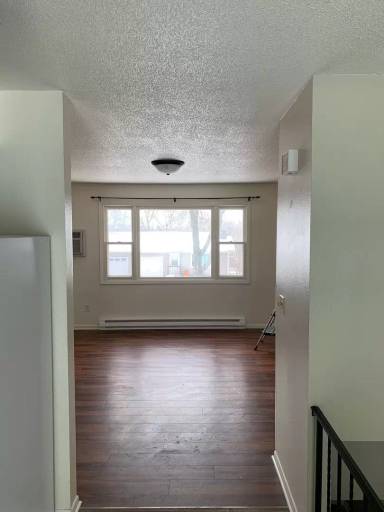 Main picture of 847 Ravencrest Ave