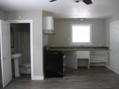 Main picture of 1502 S 13th St
