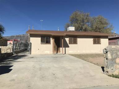Main picture of 8913 Kenneth St