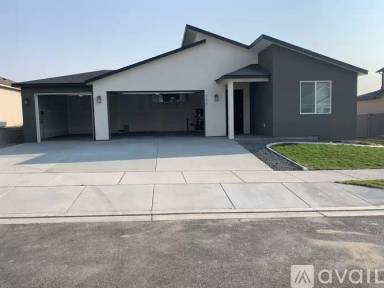 Main picture of 5619 W 30th Ave