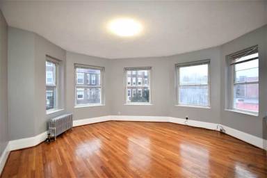 Main picture of 83 Glenville Ave