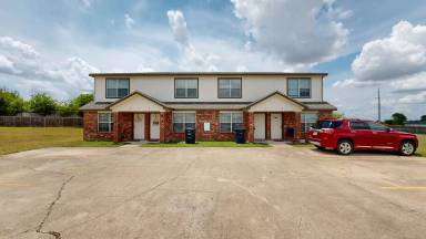 Main picture of 2809 Kerrville Ct