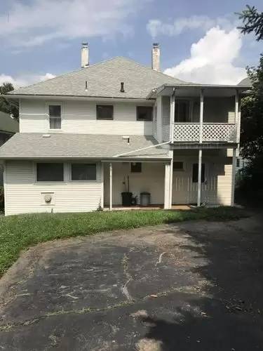 Main picture of 113 S Rebecca Ave