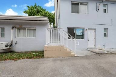 Main picture of 1145 NW 3rd St