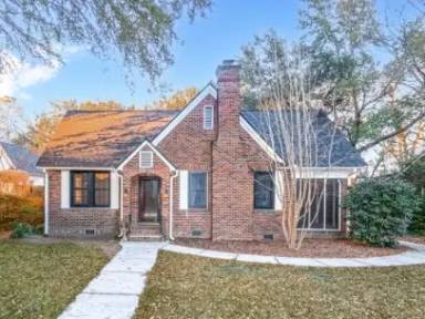 Main picture of 19 W Charlotte Ave