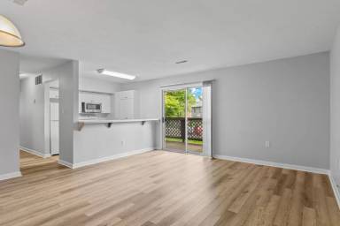 Main picture of 804 Claytor Sq