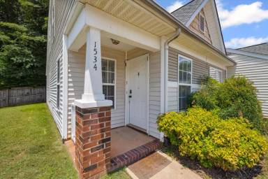 Main picture of 1534 Tiana Way