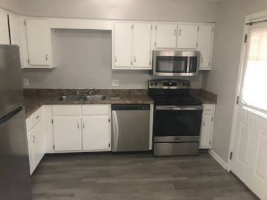 Main picture of 468A Mobile St