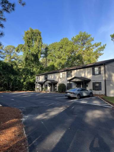 Main picture of Greyridge Apartments