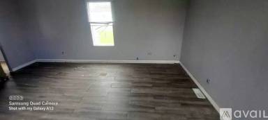Main picture of 414 N Hazel St