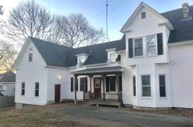 Main picture of 260 Forest Ave