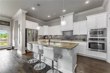 Main picture of 1438 Allens Mill Way