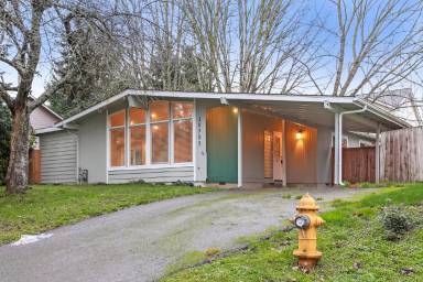 Main picture of 20709 36th Ave W