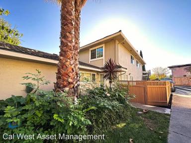 Main picture of 5696 Calmor Ct
