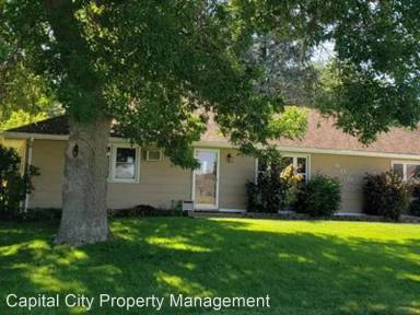 Main picture of 600 15th Ave SW