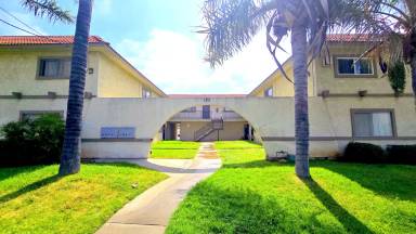 Main picture of 120 N 13th Ave