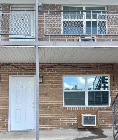 Main picture of 630 Burson Ave