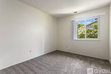 Main picture of Westdale Commons Apartments