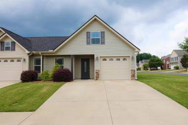 Main picture of 573 Wesberry Cir
