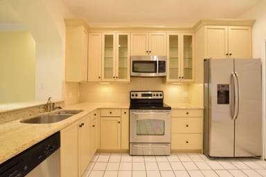 Main picture of 451 Hamptoncrest Cir
