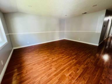 Main picture of 1445 Lexington Dr