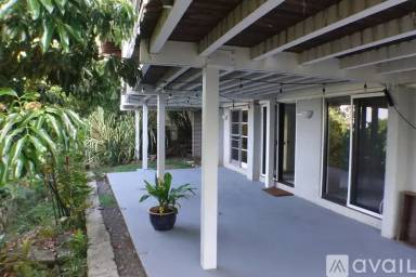 Main picture of 2968 Pacific Heights Rd