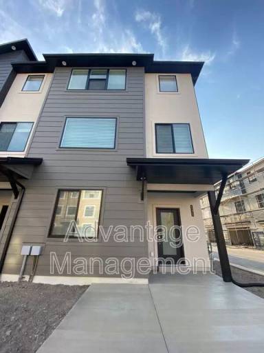 Main picture of 504 S 1080 W