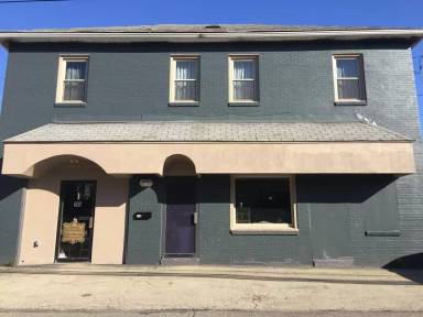 Main picture of 540 Millers Run Rd