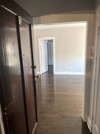 Main picture of 6621 S Greenwood Ave