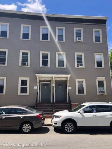 Main picture of 290 Highland St