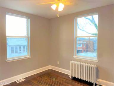 Main picture of 2212 Naylor Rd SE