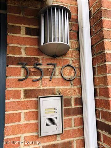 Main picture of 3554 N Davidson St
