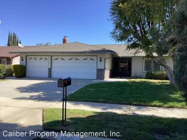 Main picture of 2845 Roncador Pl