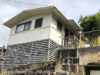 Main picture of 240 Madeira St