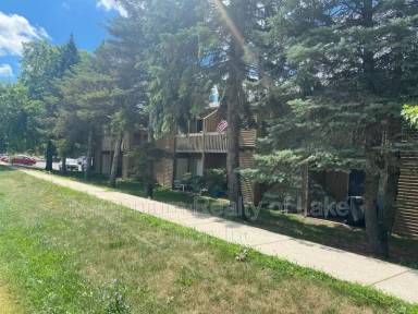 Main picture of 25 Louck St