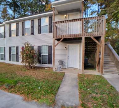 Main picture of 6104 Spice Ridge Ln
