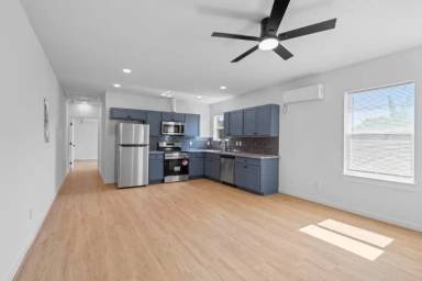 Main picture of 6707 Avenue F